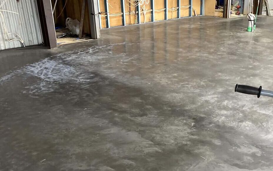 Burnished concrete interior floor with a smooth trowelled finish